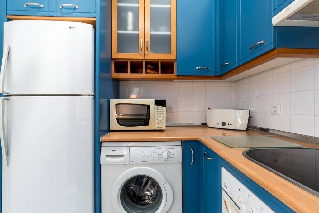 Apartamentos Rg, San Vicente 22 Sevilla Bagian luar foto