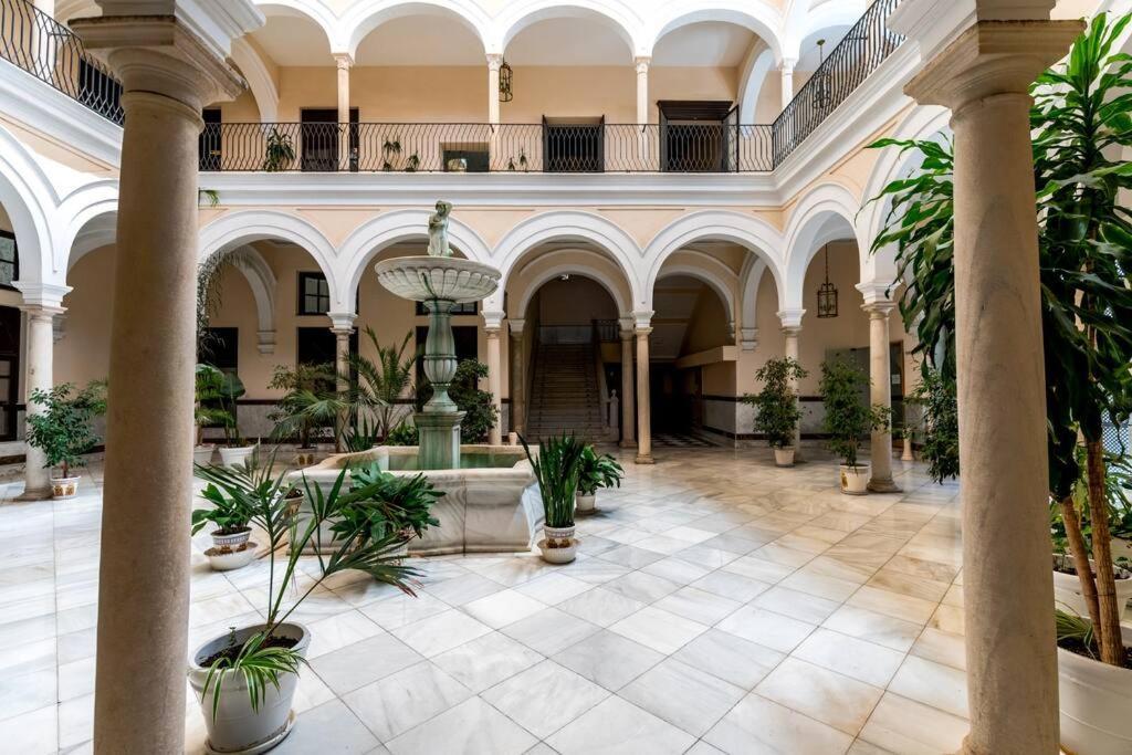 Apartamentos Rg, San Vicente 22 Sevilla Bagian luar foto